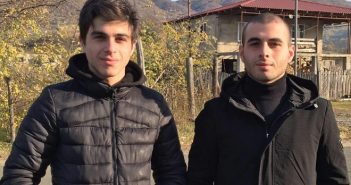 “გუშინ იმ 9 სართულიანი კორპუსის სახურავზე ავედი, საიდანაც ჩემი ძმა გადმოხტა…” – ლუკა სირაძის ძმის მოულოდნელი განცხადება